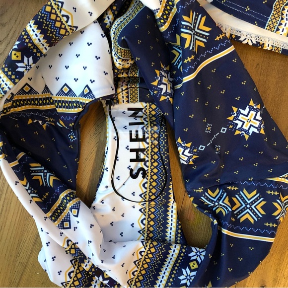 NWOT SHEIN High Waisted Bohemian Bikini Blue White Vertical Patterned Stripe - Picture 6 of 7